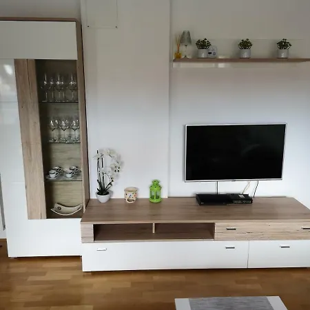 Apartma Lucijana *